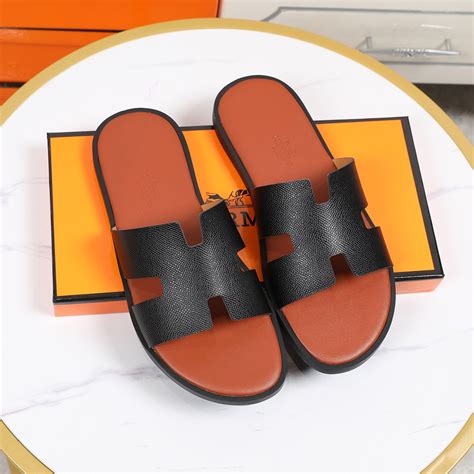 hoe vallen hermes slippers|hermes male slippers.